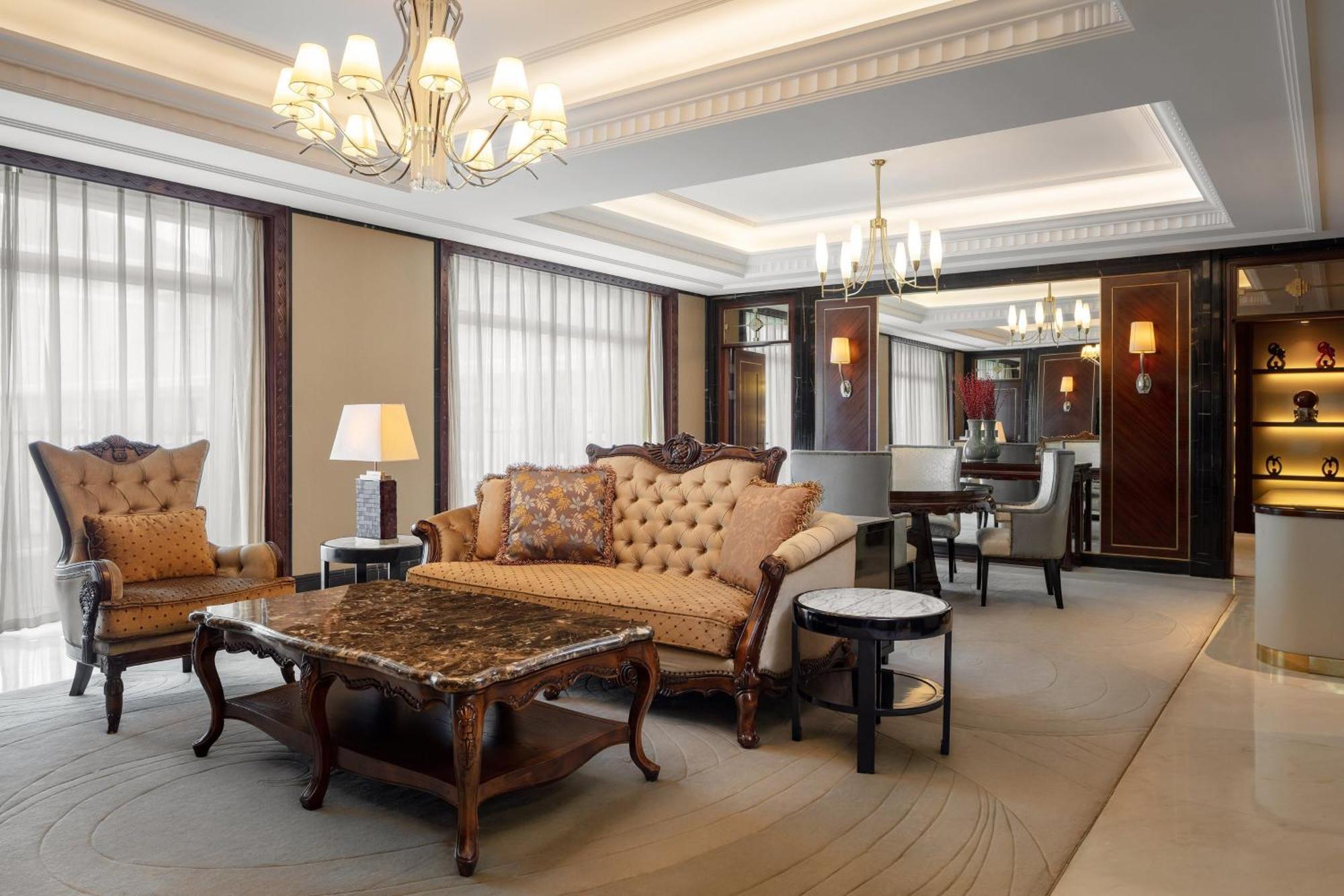 Sheraton Changzhou Wujin Hotel Exterior photo