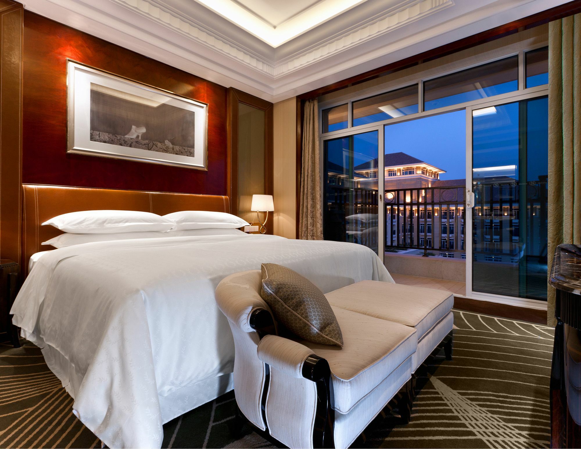 Sheraton Changzhou Wujin Hotel Exterior photo